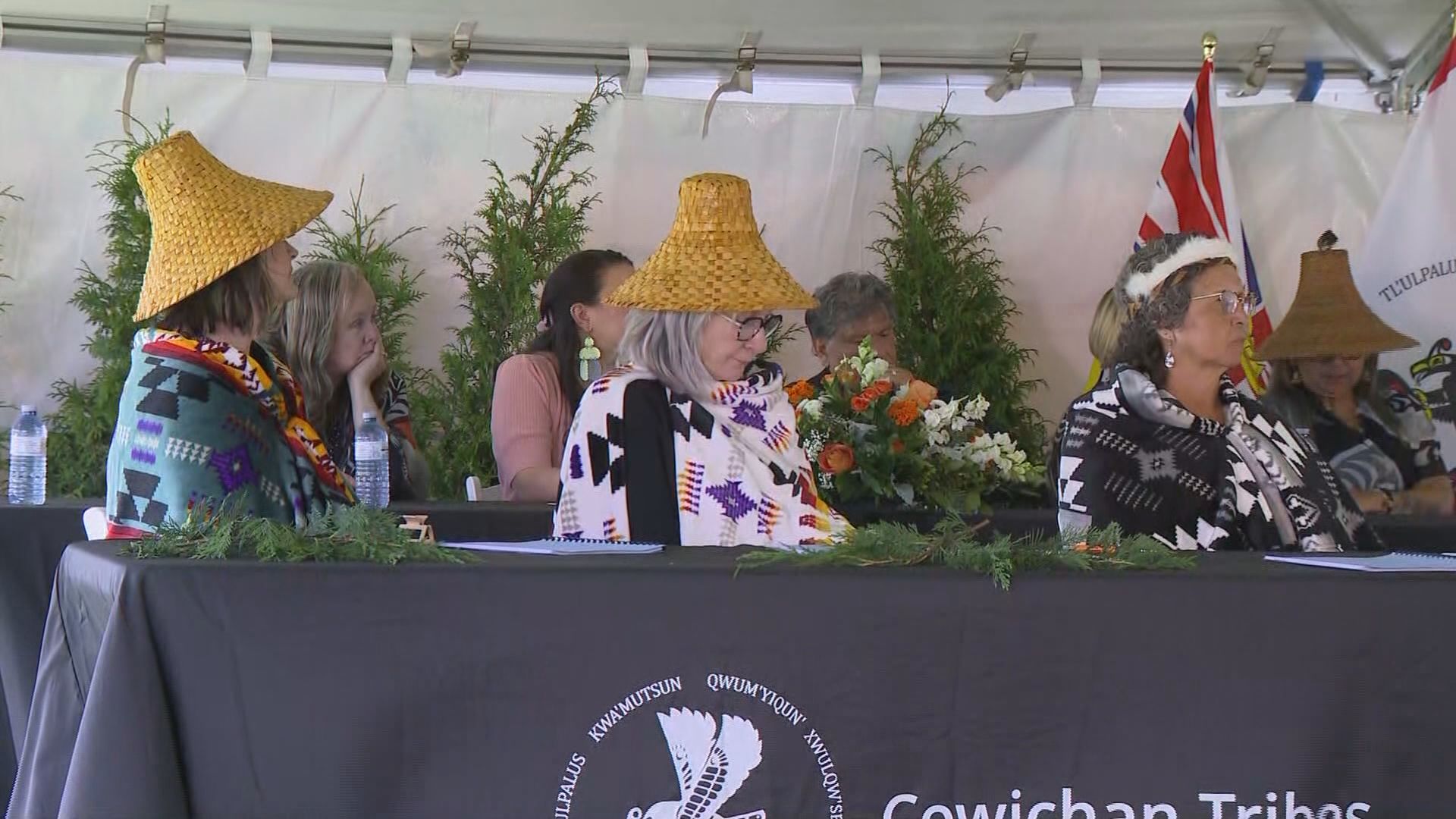 Най голямата първа нация на Британска Колумбия подписа забележително споразумение с