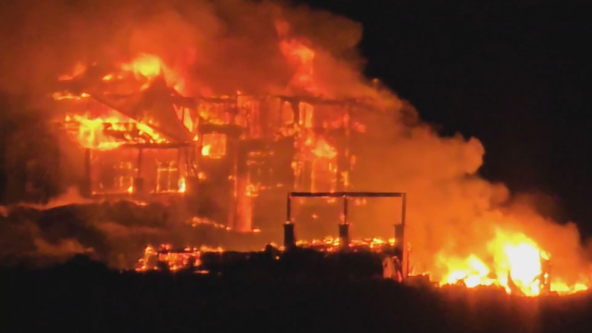 Град Мерит Британска Колумбия се опитва да разбере кой е