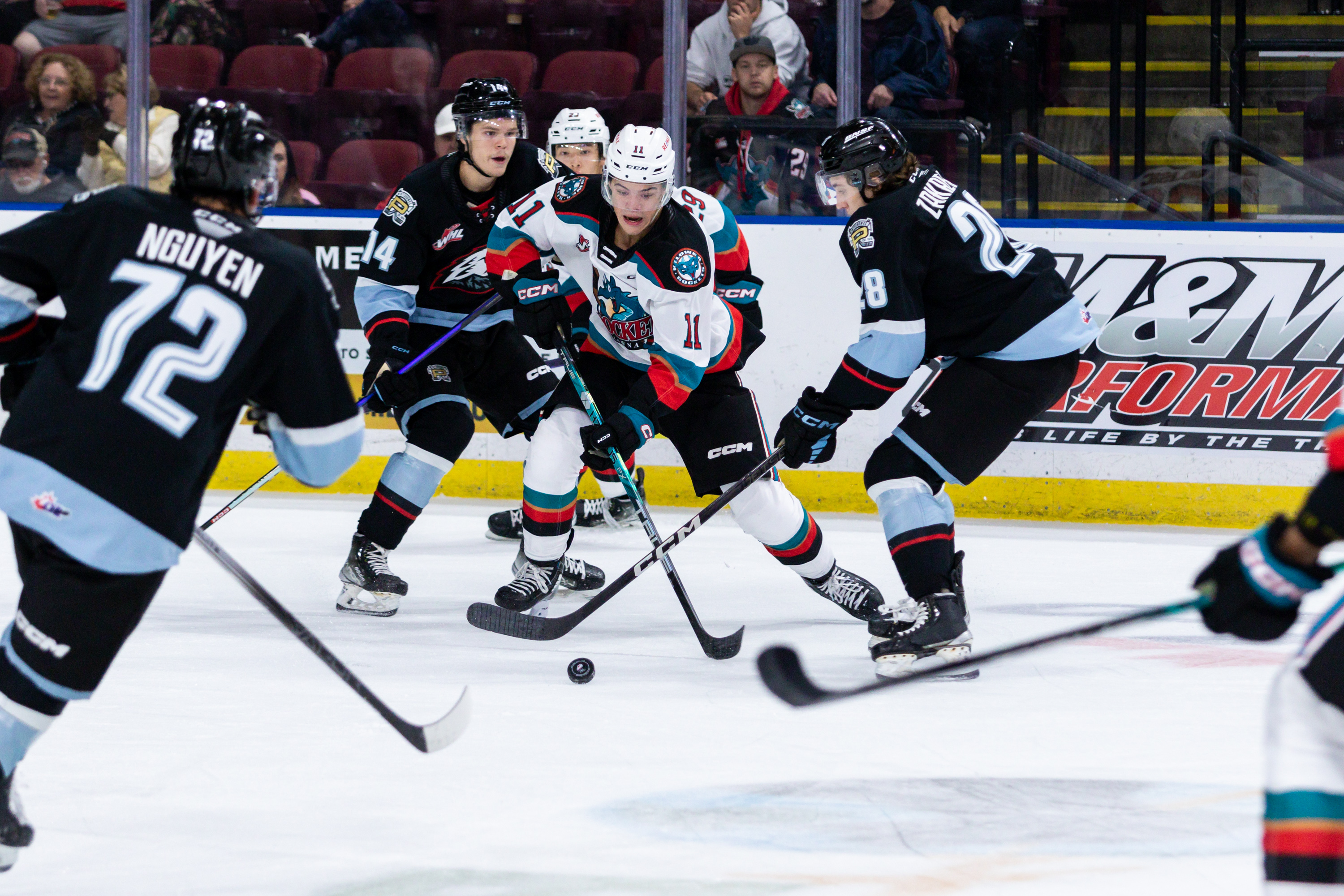 Сезонът на Канадската хокейна лига приключи в неделя следобед като