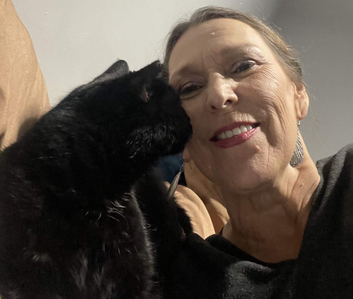 Glenda Muron and her pet cat Wilma.