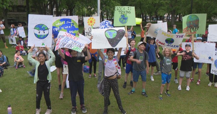 „Нашата земя“: Ученици в Саскачеван се борят срещу изменението на климата
