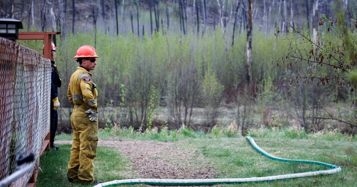 Канада се подготвя за наднормен риск от горски пожари през юни, юли