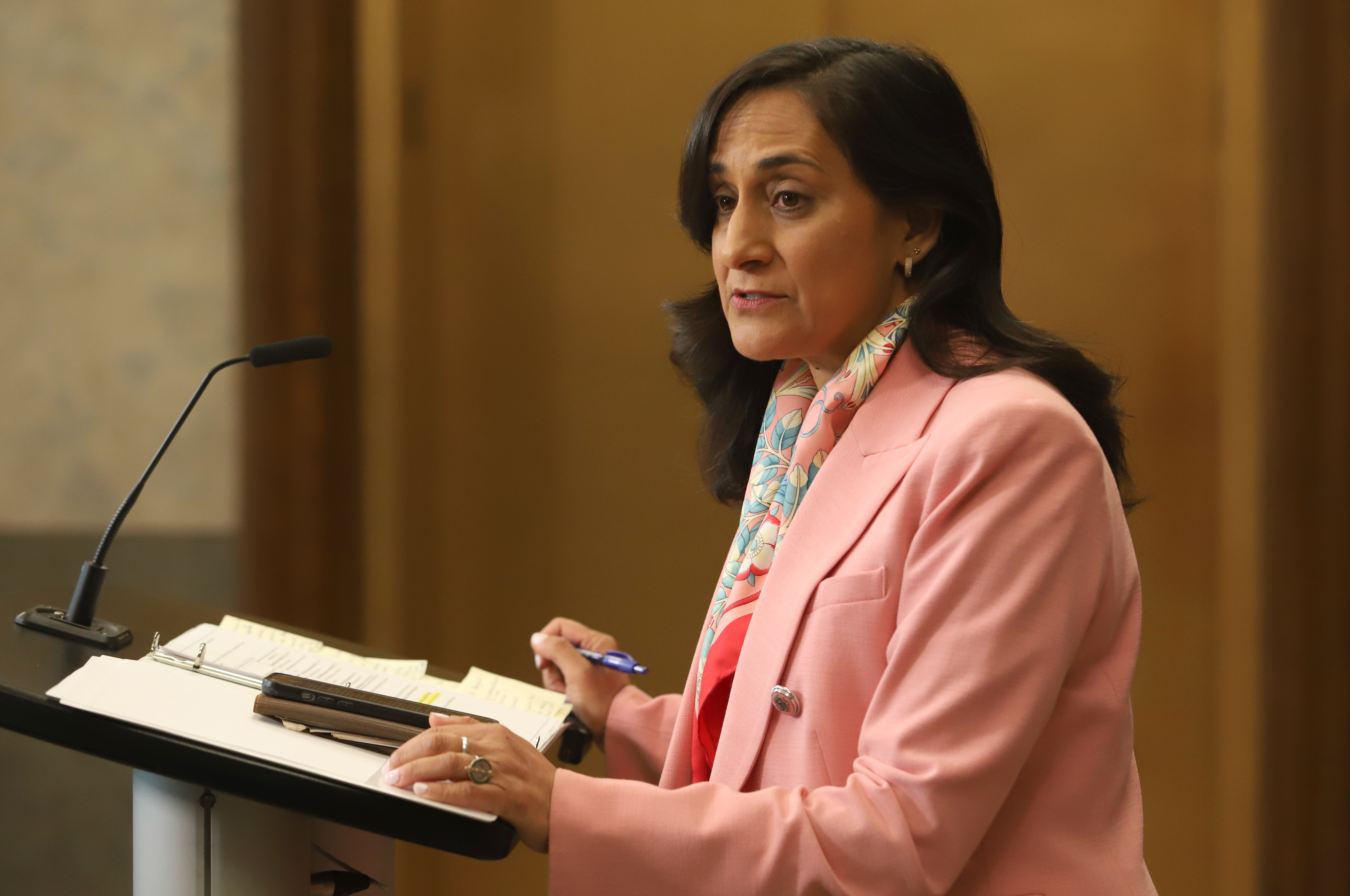 Федералното правителство се придвижва да разшири условията за ранно пенсиониране