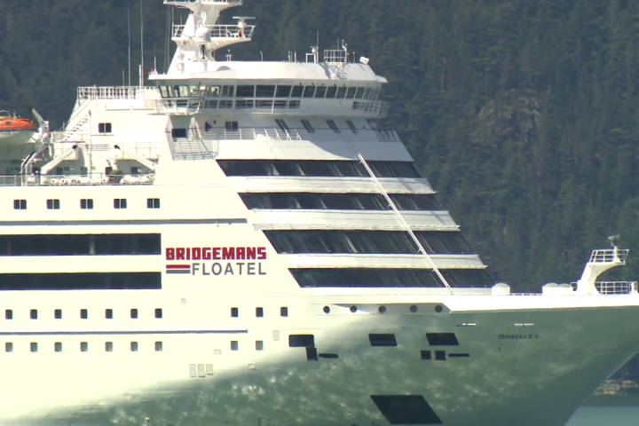 Controversial worker ‘floatel’ drops anchor for LNG project near Squamish