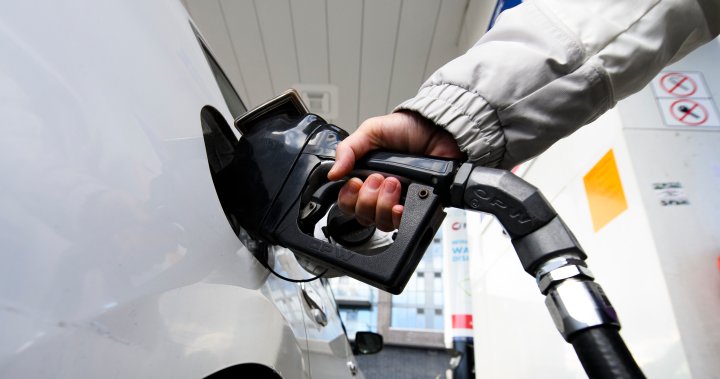 Цените на бензина паднаха в Канада. Лятото ще донесе ли повече облекчение?