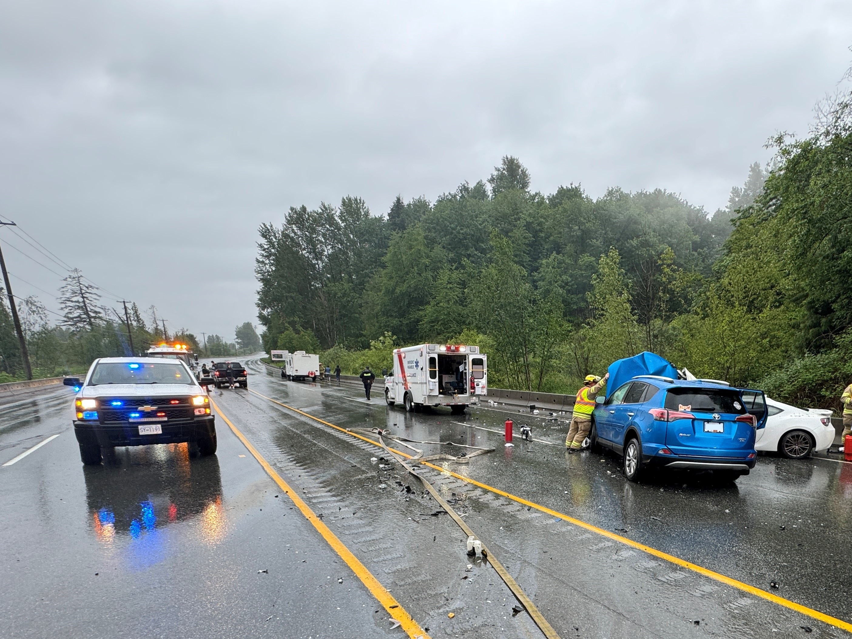 Мисията RCMP казва че е реагирала на две сериозни катастрофи