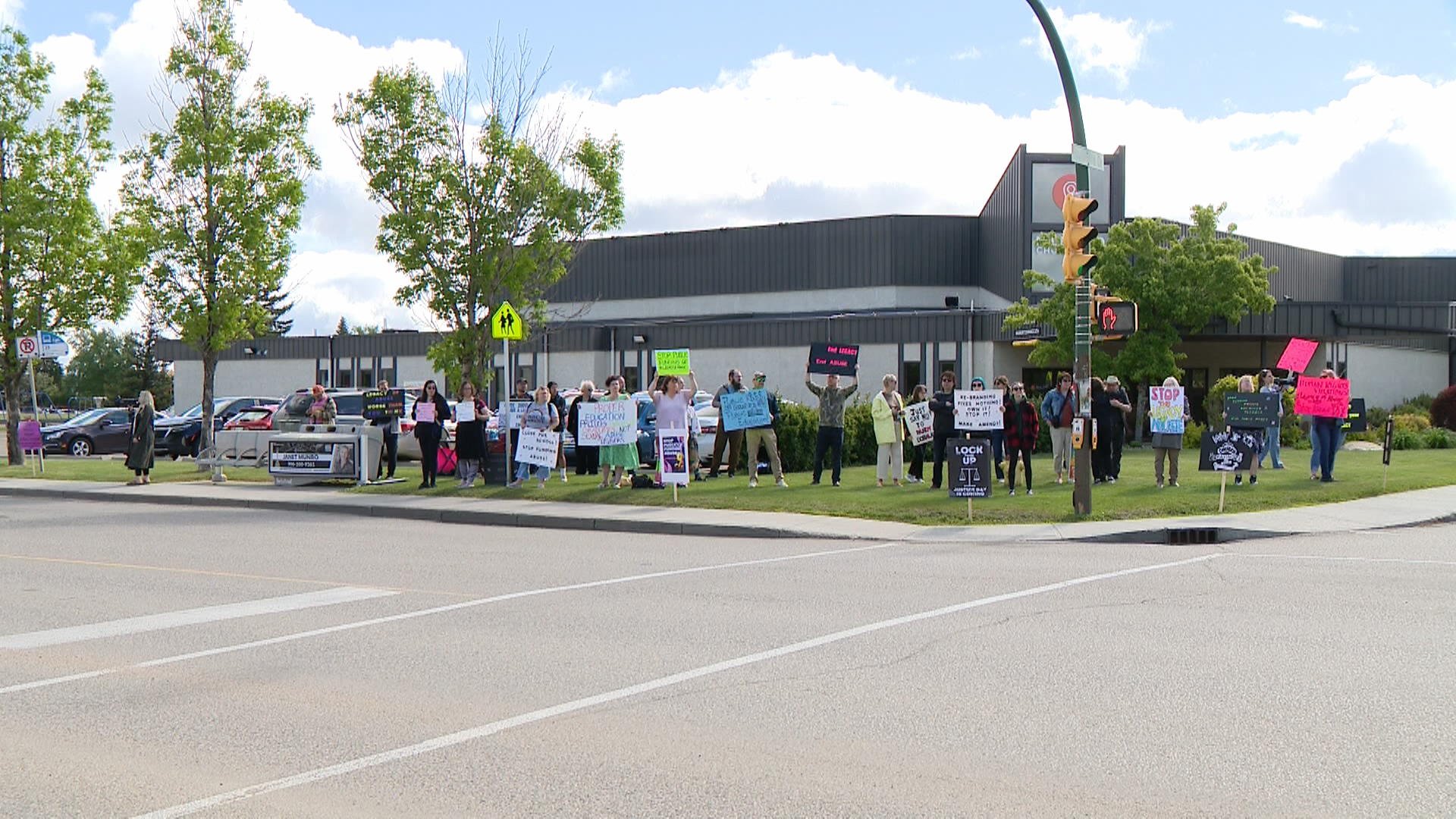 Protestors call for Legacy Christian Academy defunding ahead of criminal trial - Saskatoon - Vimarsana News