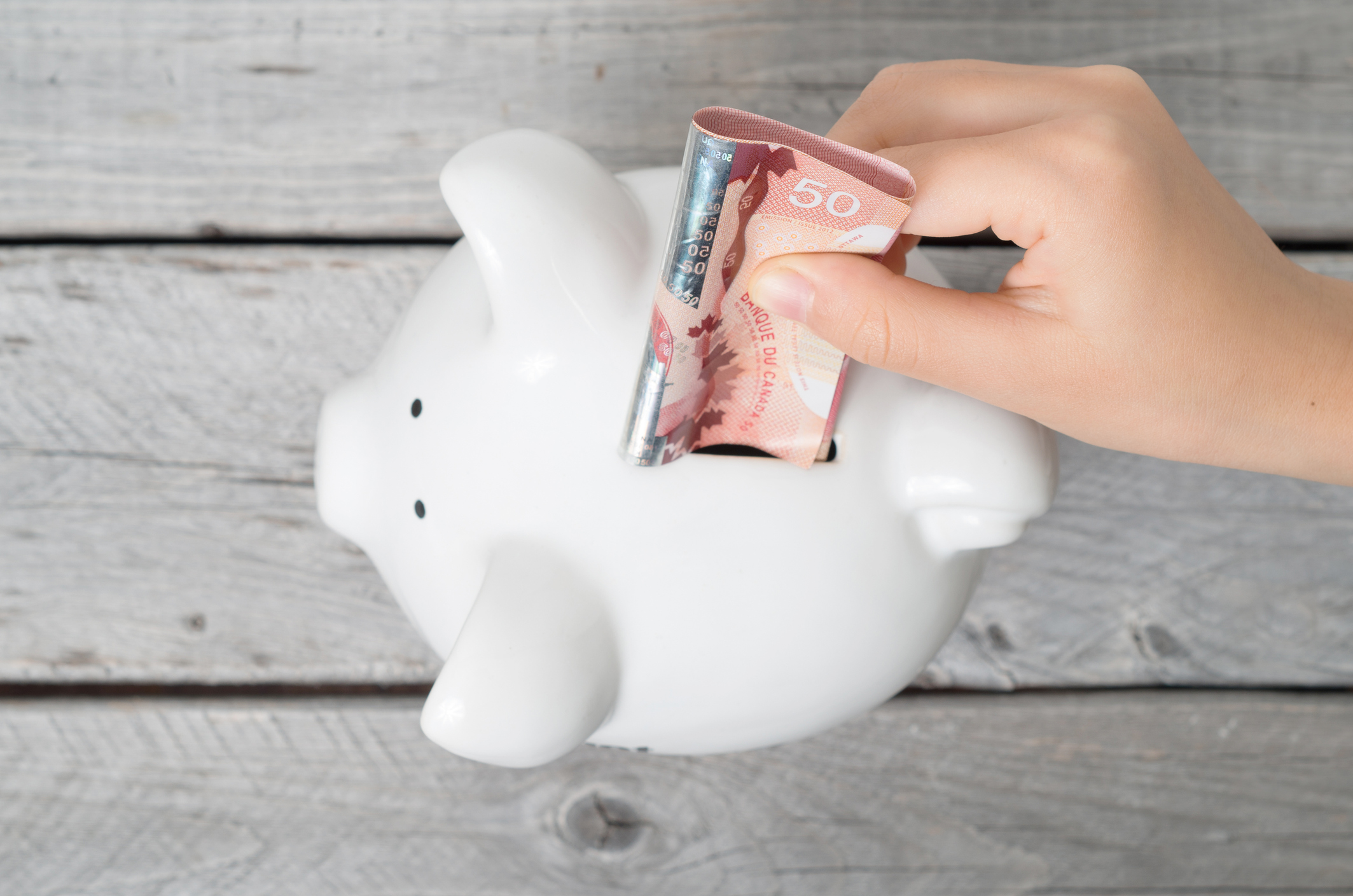 Shopping for a better savings rate? Where to look and what to consider
