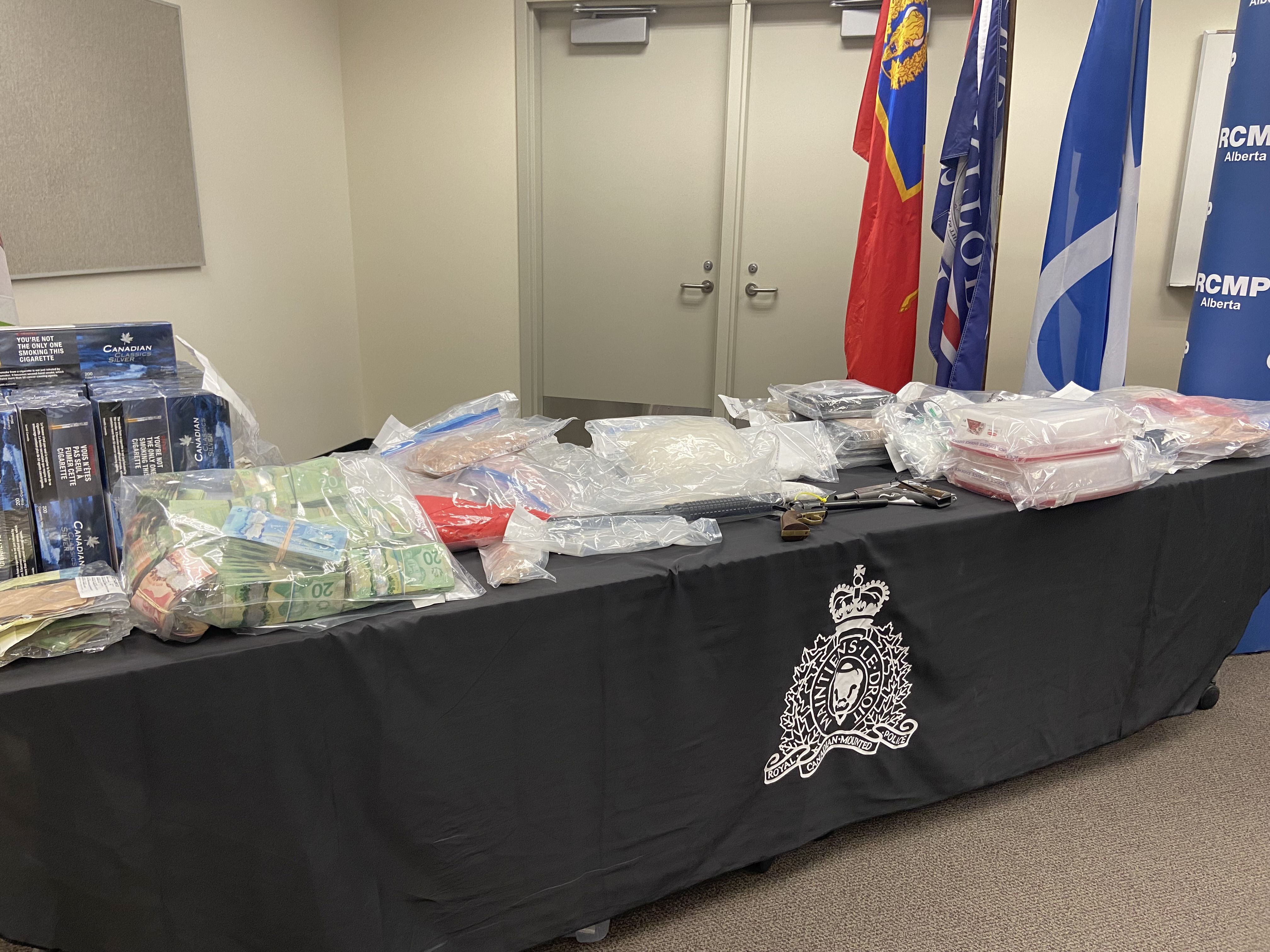 RCMP в окръг Страткона е отнело наркотици на стойност над