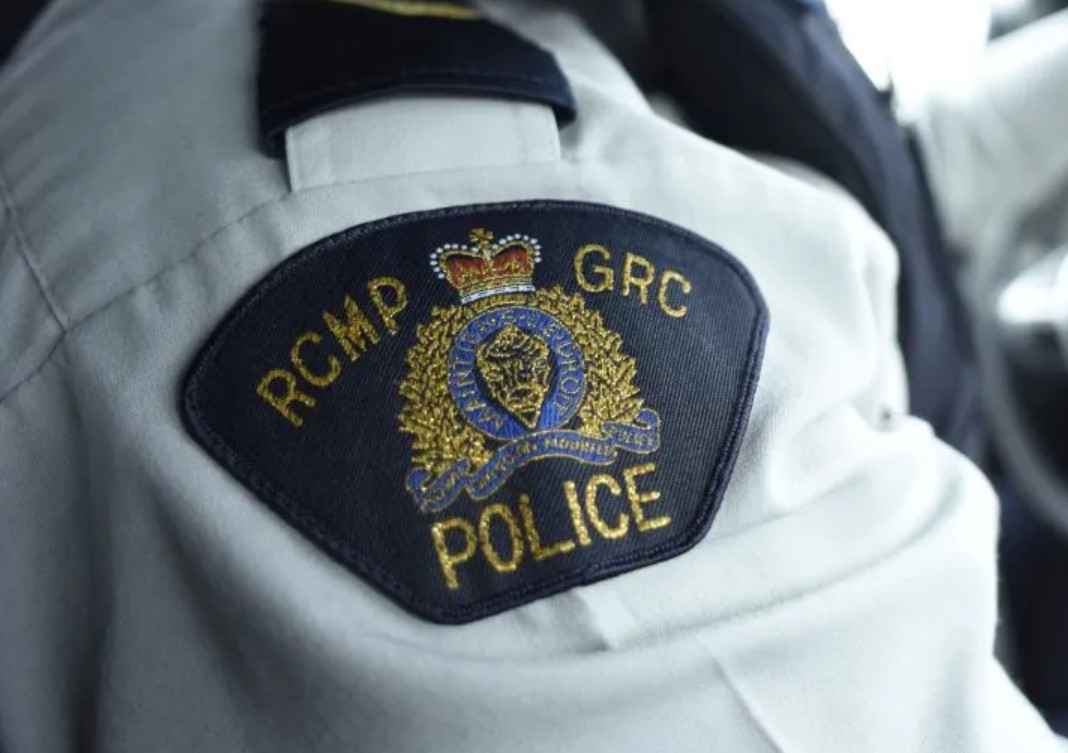 RCMP homicide investigators are looking into the death of a man found critically injured in Thompson, Man.