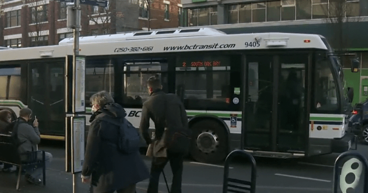 Изтеглянето на някои автобуси на BC Transit води до прекъсване на обслужването на Victoria