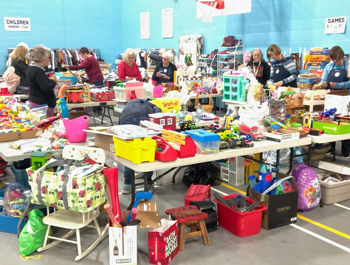 Samaritan Club of Calgary Fall Super Thrift Sale - image