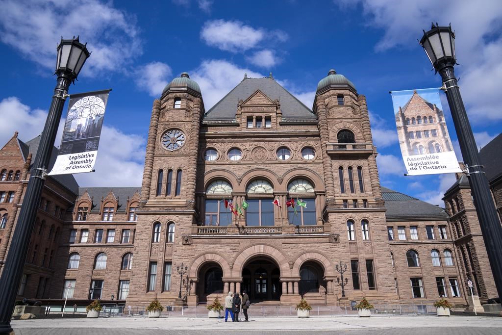 Ontario to boost advertising dollars to news publishers