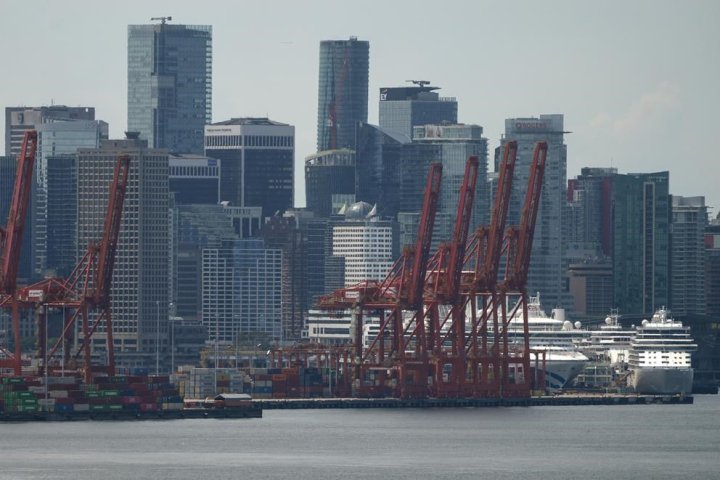 B.C. port requests last-minute hearing to avert looming job action