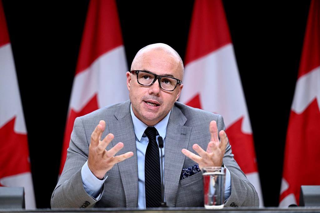 Отава очаква да похарчи още 963 милиона долара за да