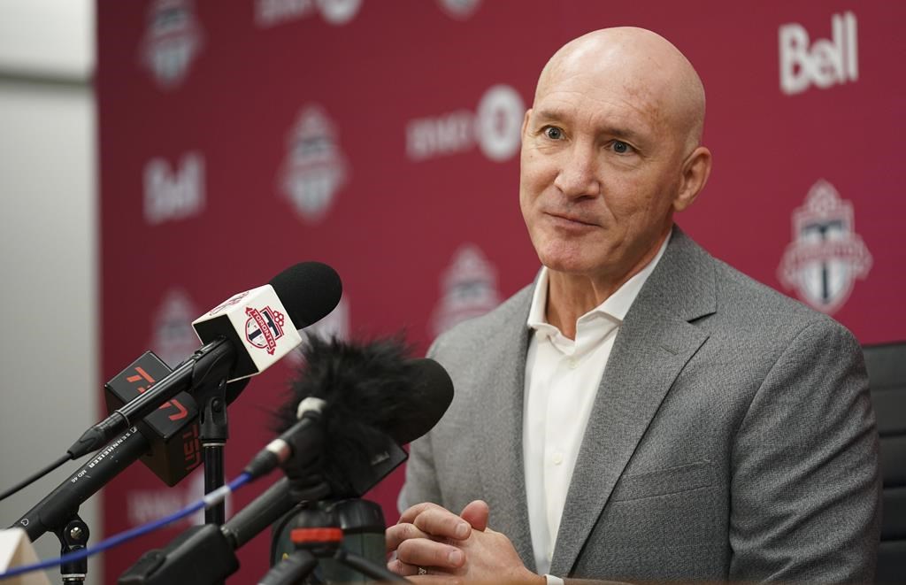 Времето изтече за Бил Манинг който ръководеше шампионатите на Торонто