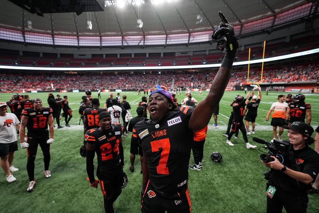 Сините бомбардировачи от Уинипег може да имат талисман за късмет