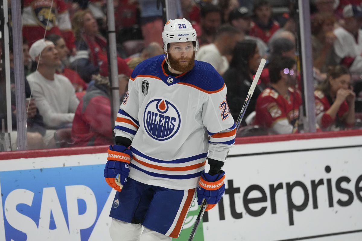 Edmonton Oilers right wing Connor Brown (28) skates during the second period of Game 7 of the NHL hockey Stanley Cup Final against the Florida Panthers, Monday, June 24, 2024, in Sunrise, Fla.