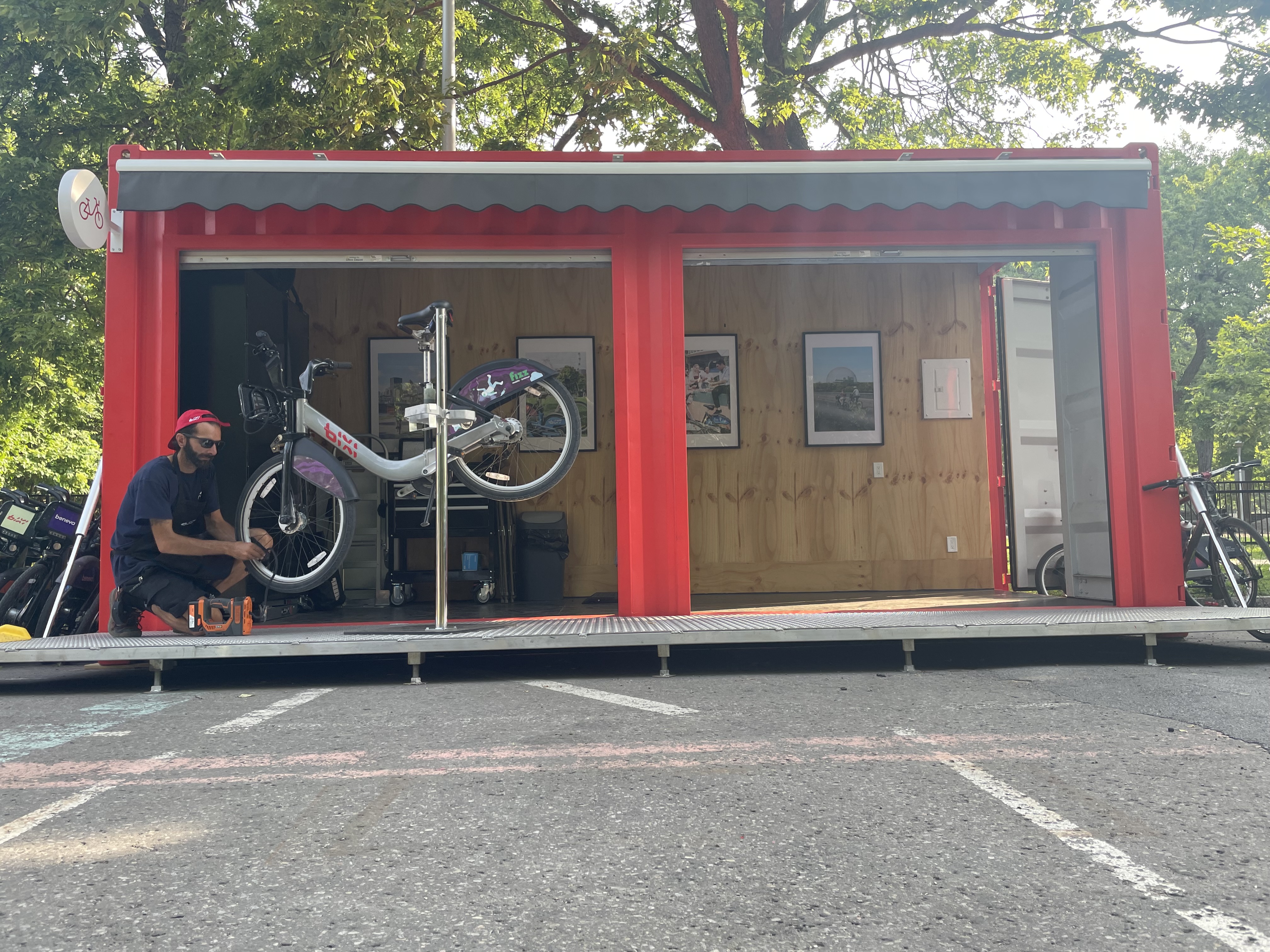 Услугата за споделяне на велосипеди в Монреал Bixi стартира нова