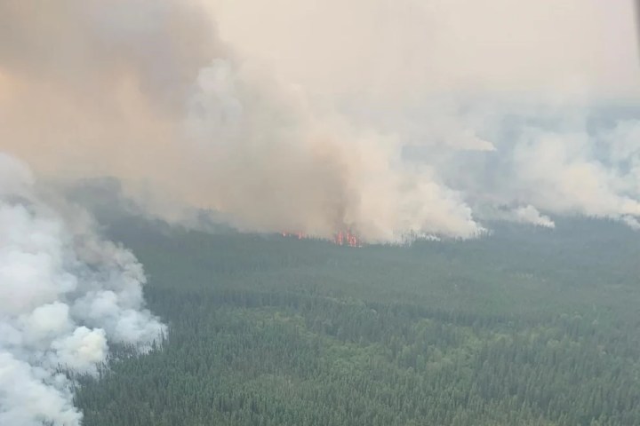 Alberta wildfire threatening Chipewyan Lake community spurs evacuation order