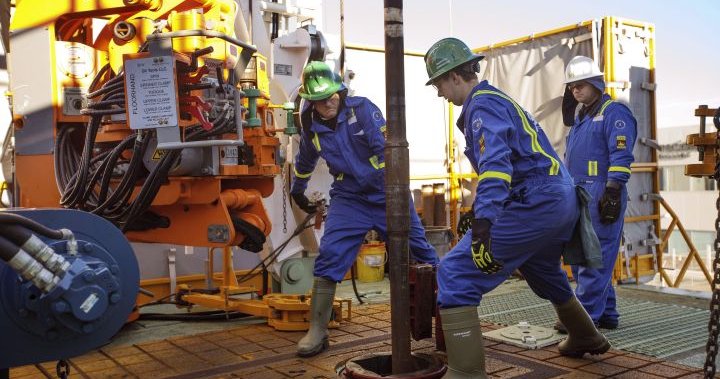 Най голямата канадска компания за договаряне на сондажни платформи е видяла
