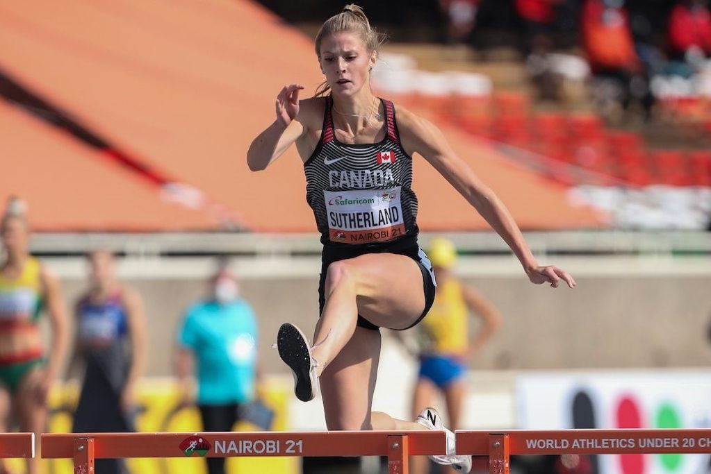 При влизане в малкото селце Бордън северозападно от Саскатун шофьорите