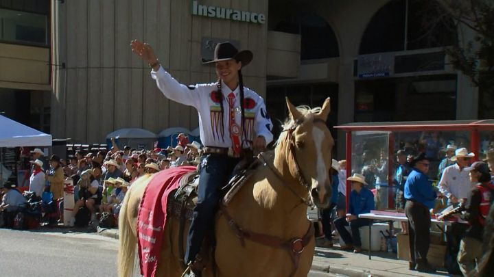 Време е да изтупате праха от каубойските си ботуши и