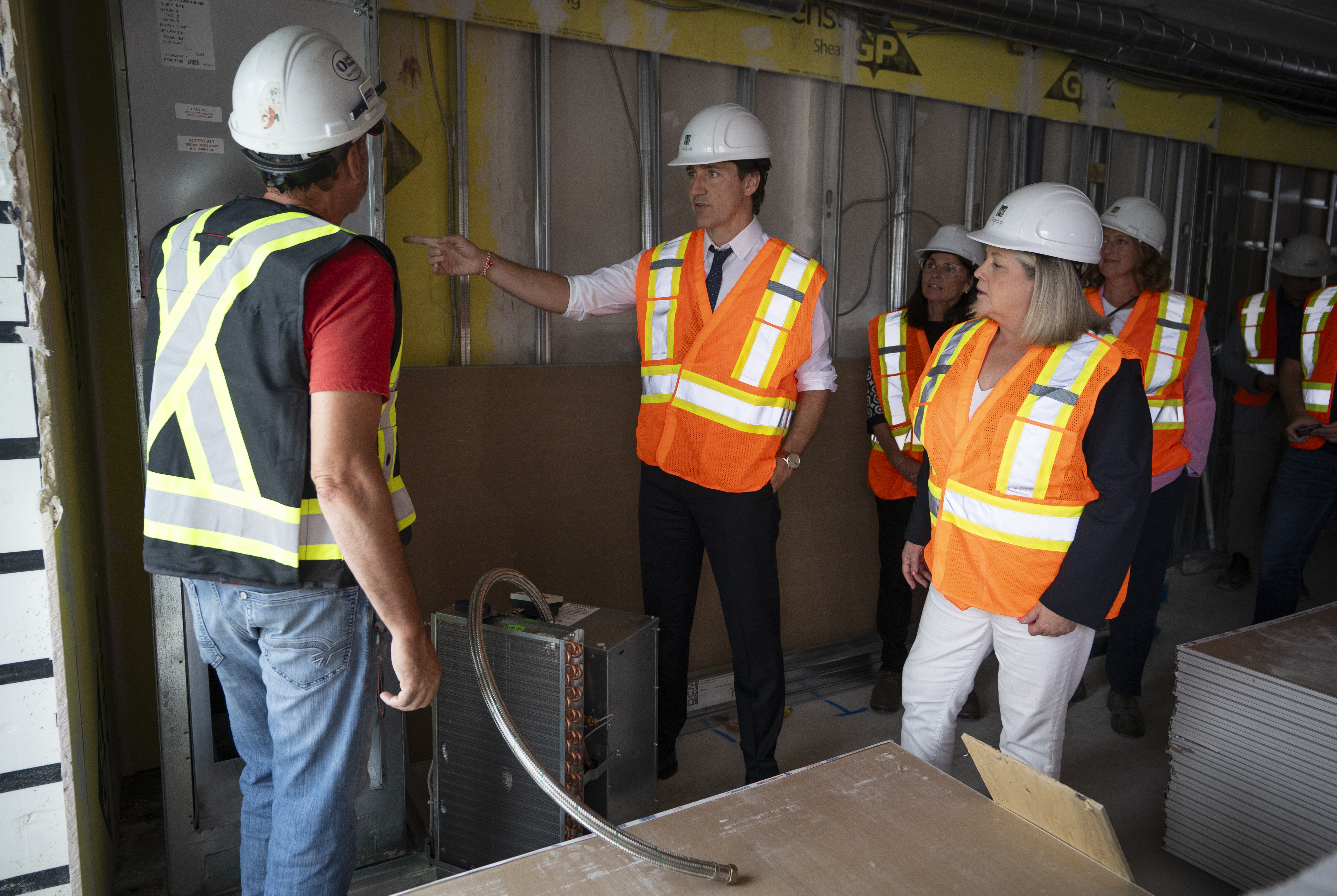 Федералното правителство разкри във вторник своя план за постепенно премахване