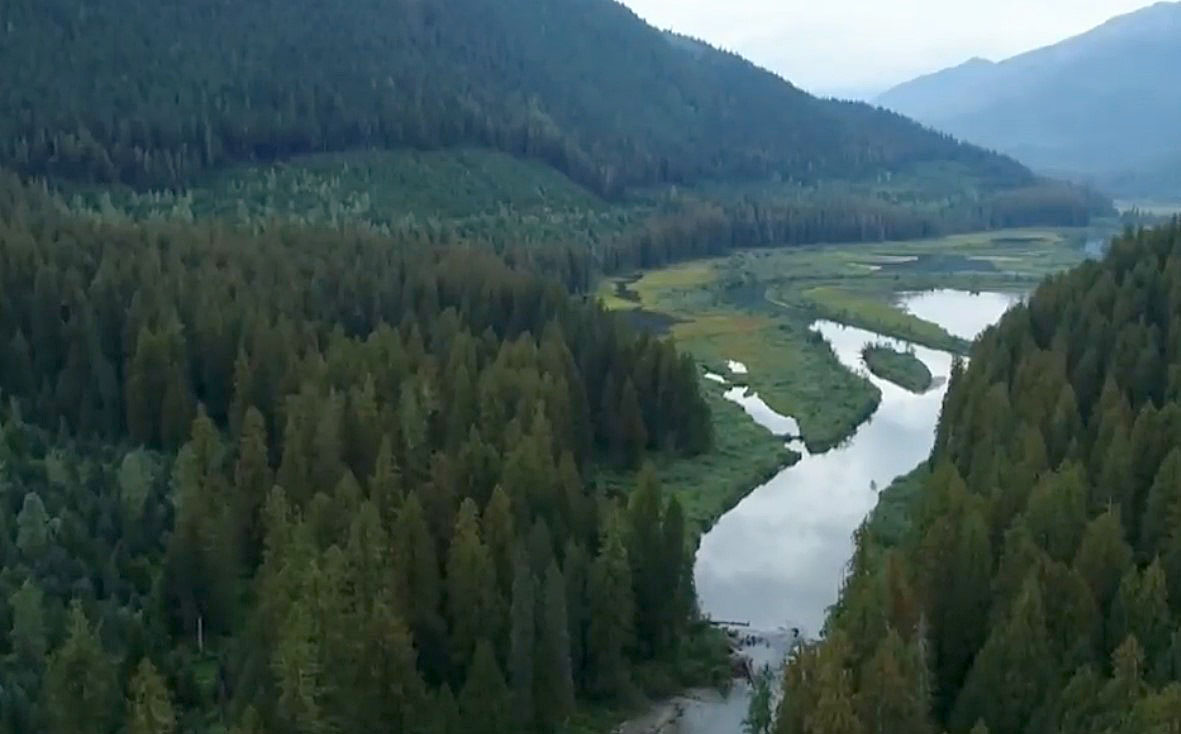 Отдалечена и грапава речна долина разположена в северния край на
