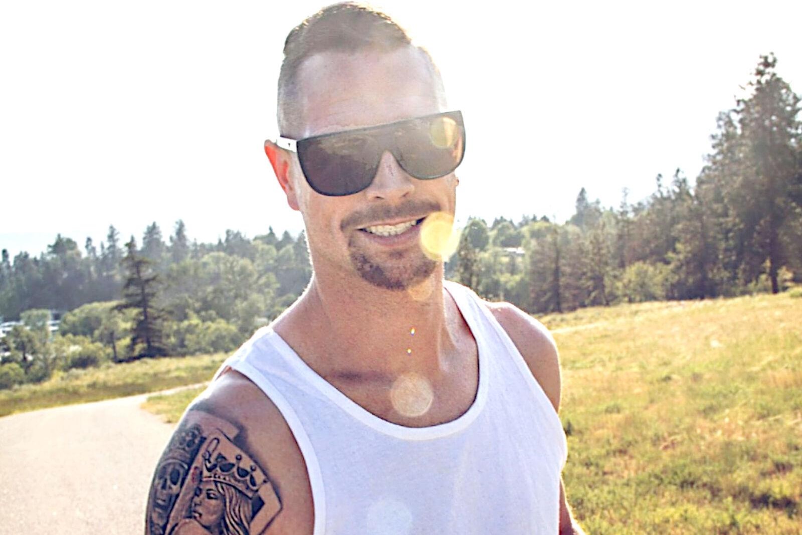 Високият процес срещу мъж от Оканаган изправен пред две обвинения