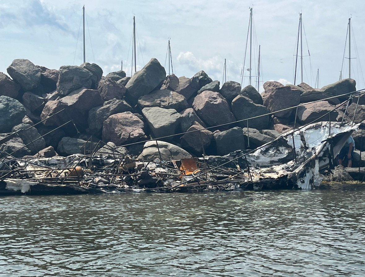 Jet skier says ‘adrenaline kicked in’ after watching boat explode at N.B. wharf