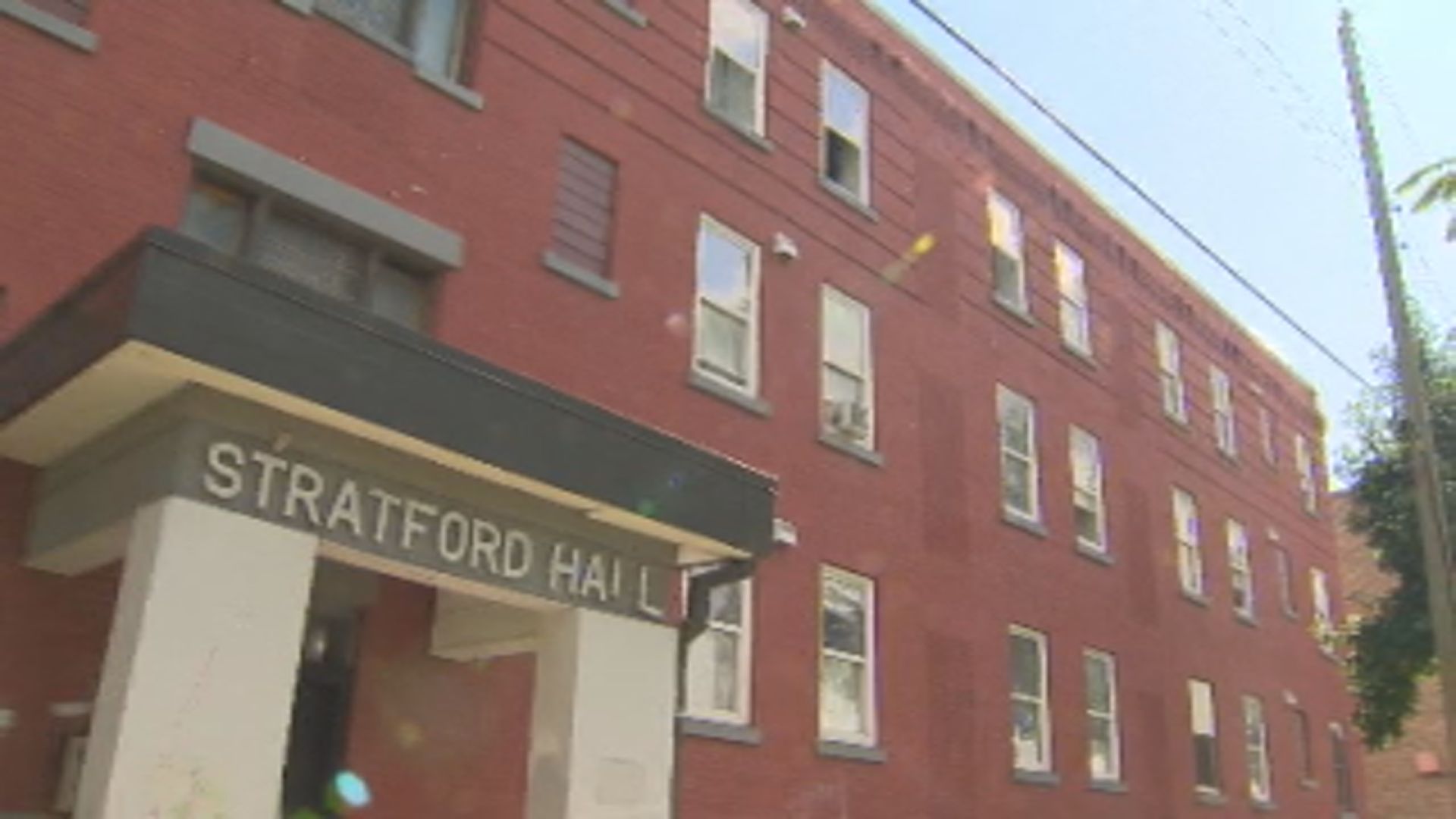 Провинция Манитоба казва че разследва изгонванията в жилищна сграда в