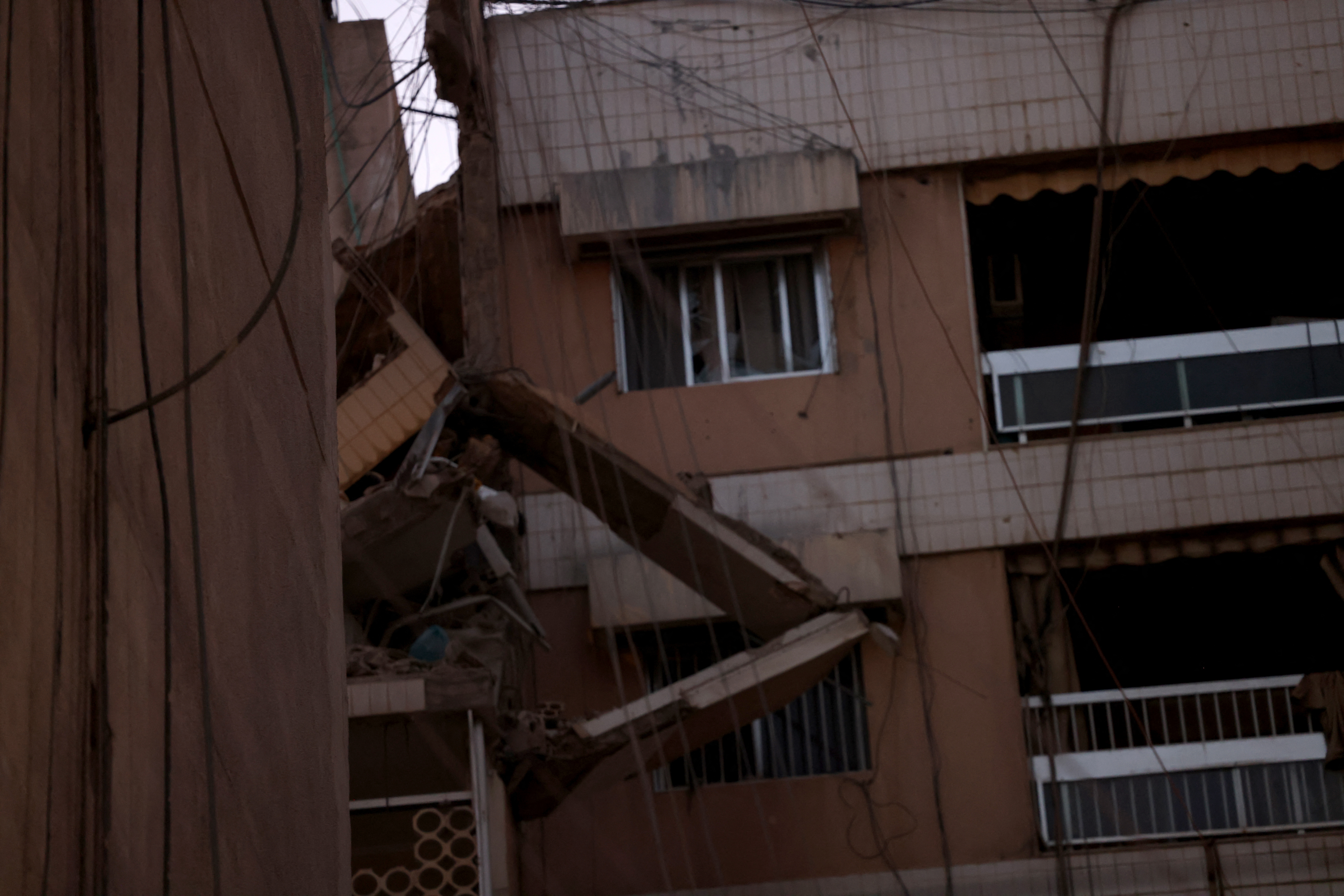 Израелската армия заяви че е извършила целенасочен удар в Бейрут