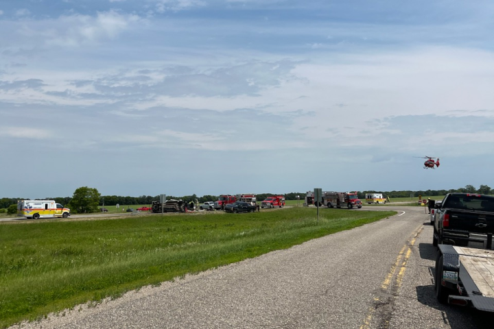 Manitoba RCMP, STARS respond to Trans-Canada Highway crash near Carberry