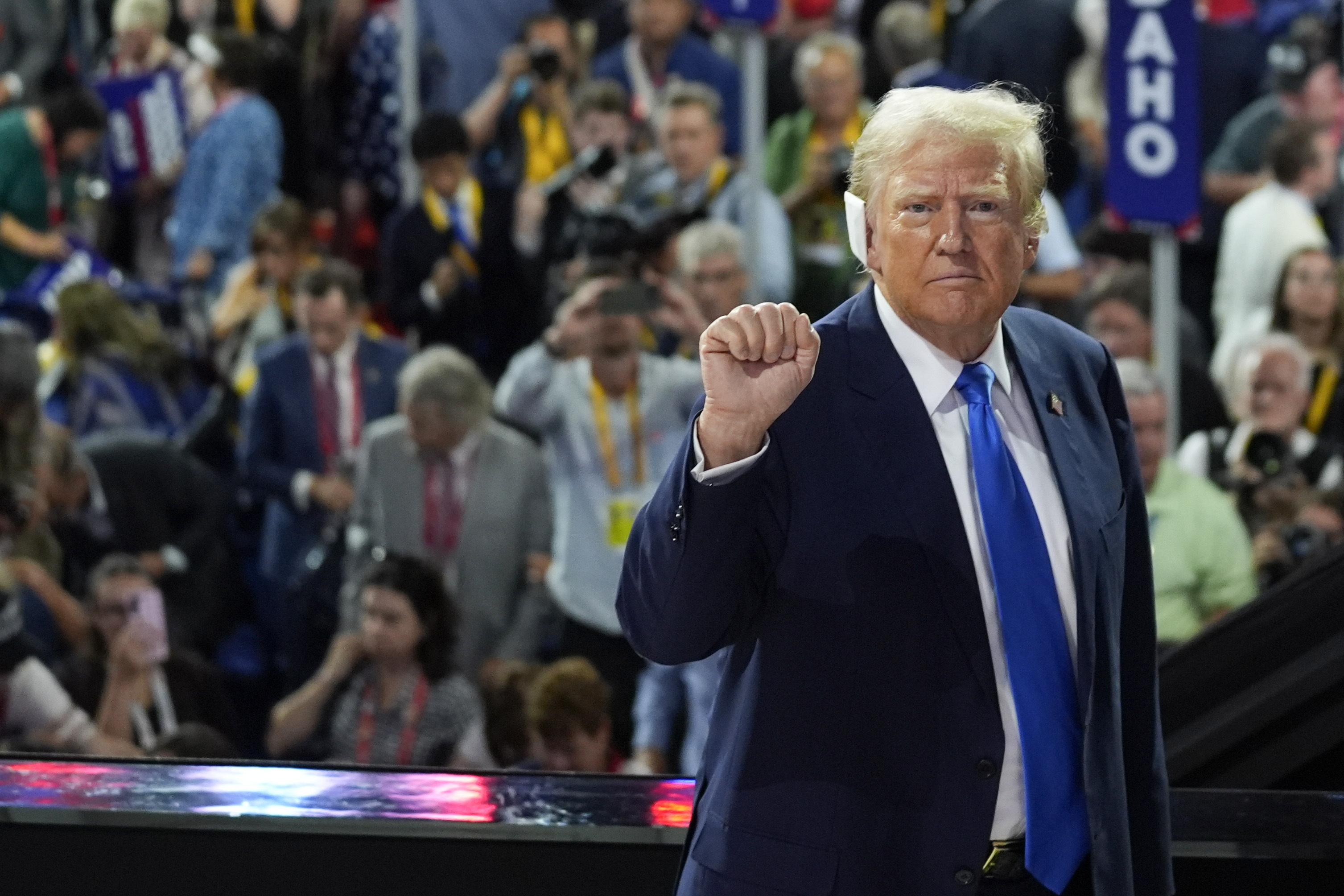 Доналд Тръмп беше празнуван във вторник на републиканския национален конгрес