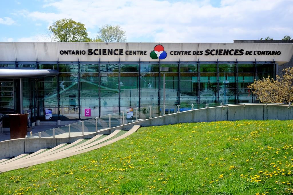 Science centre staff to host activities at Toronto Zoo and the CNE this week