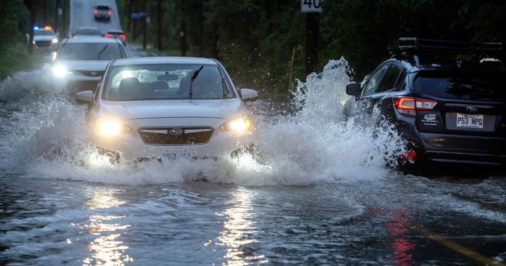 Повече силни валежи се очакват в неделя в Монреал и