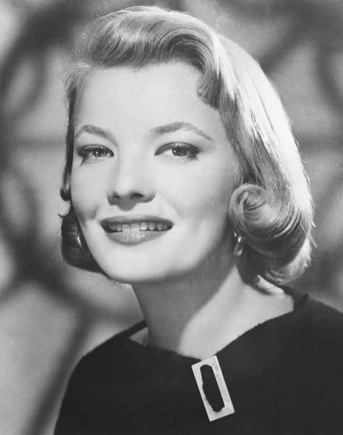 Black and white photo of Gena Rowlands.