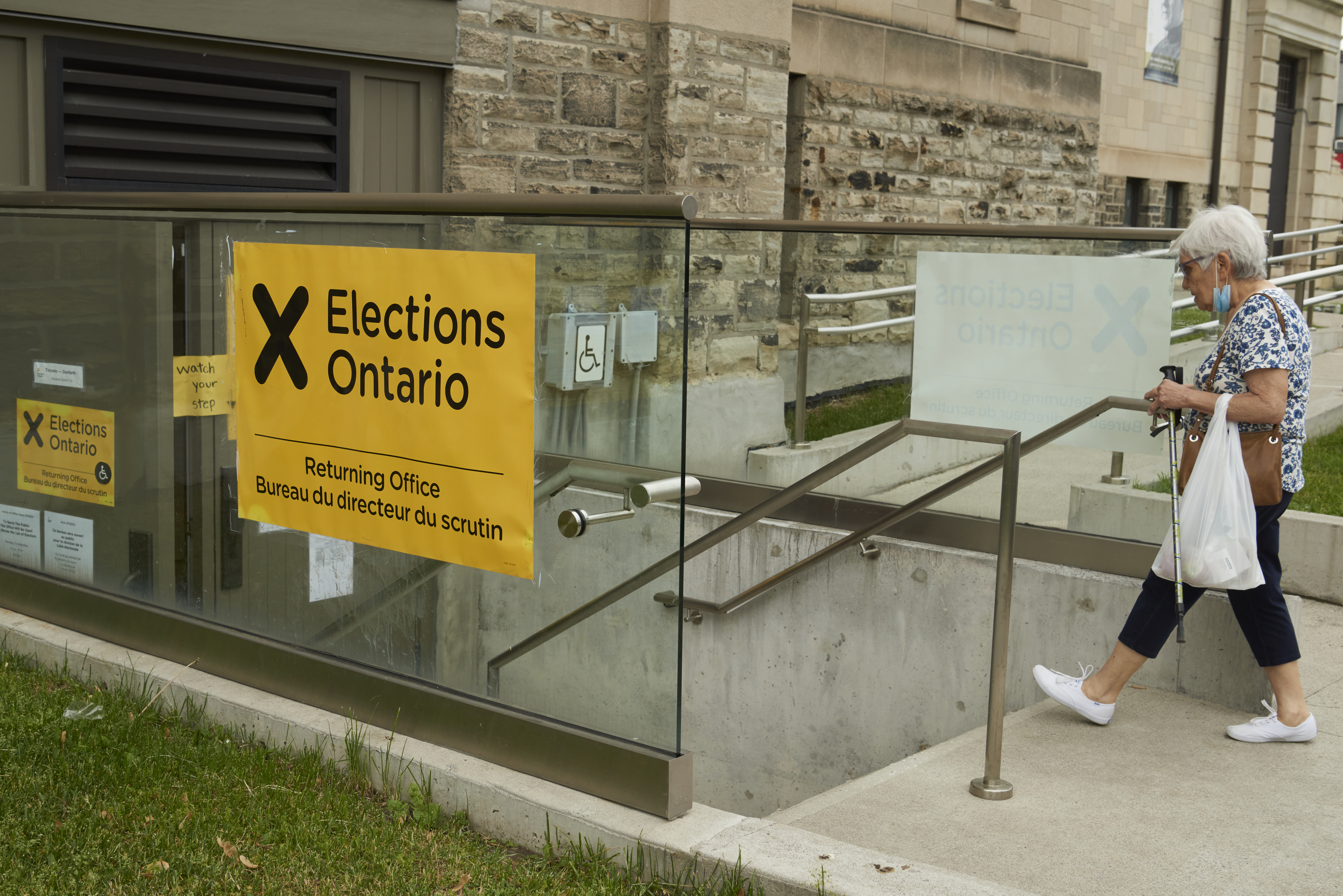 Премиерът на Онтарио Дъг Форд свика частични избори за да