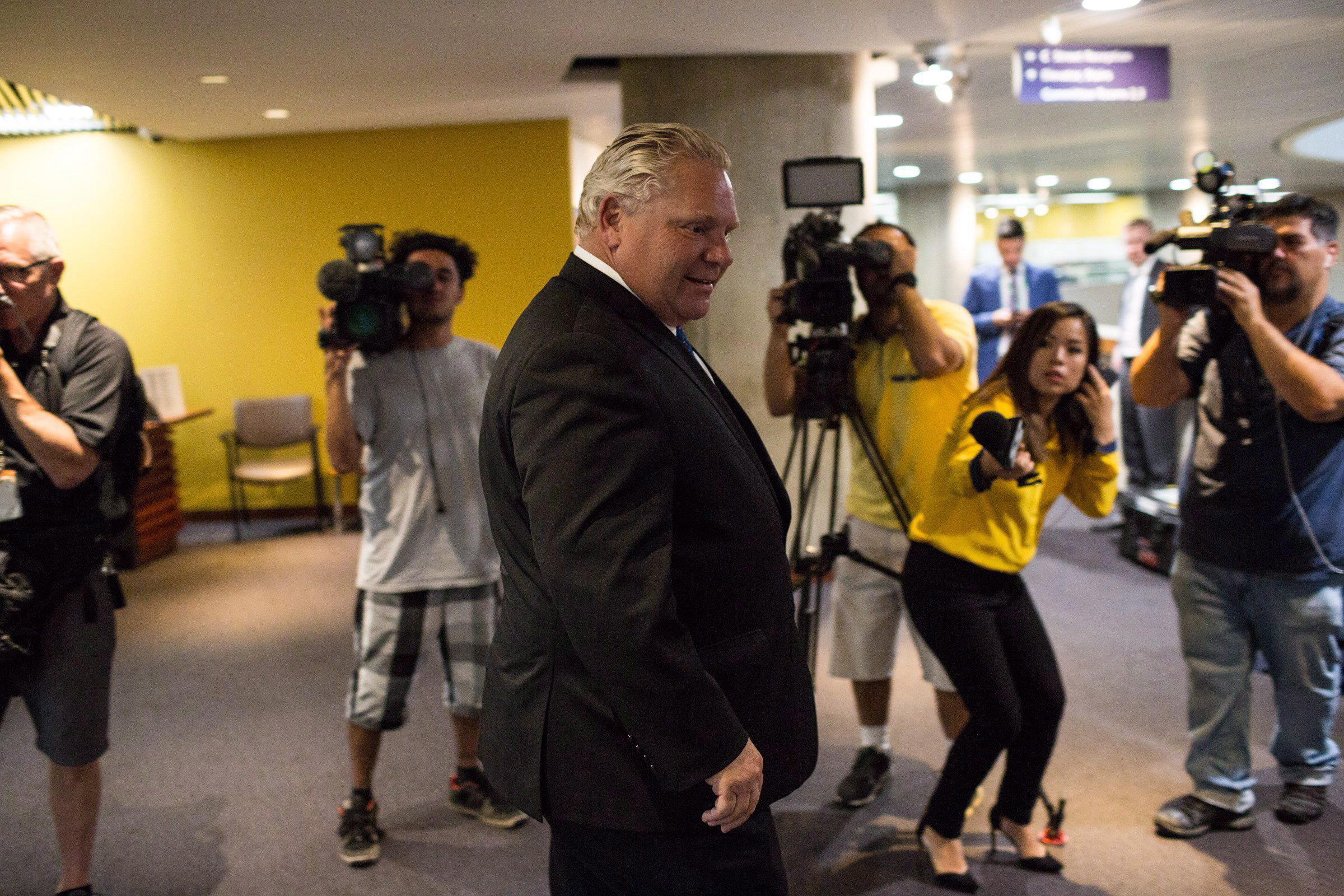 През есента на 2021 г светът на общинската политика в