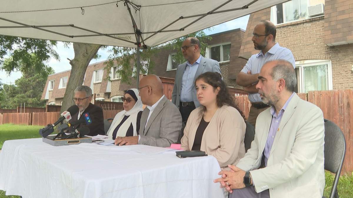 Jana Abdallah and her mother Sirin El Jundi at a news conference on Aug. 25, 2024.