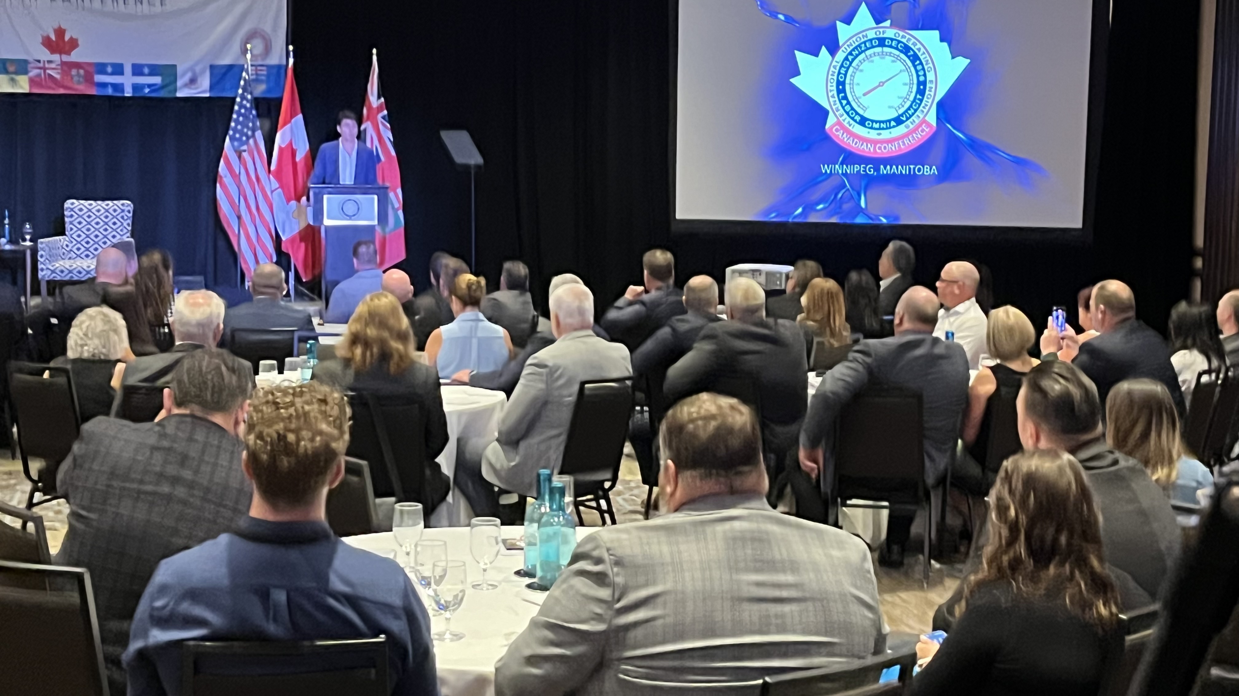 Премиерът Джъстин Трюдо защитава хода на правителството си да призове