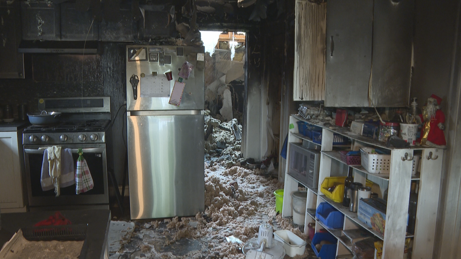 Lethbridge family loses everything in house fire