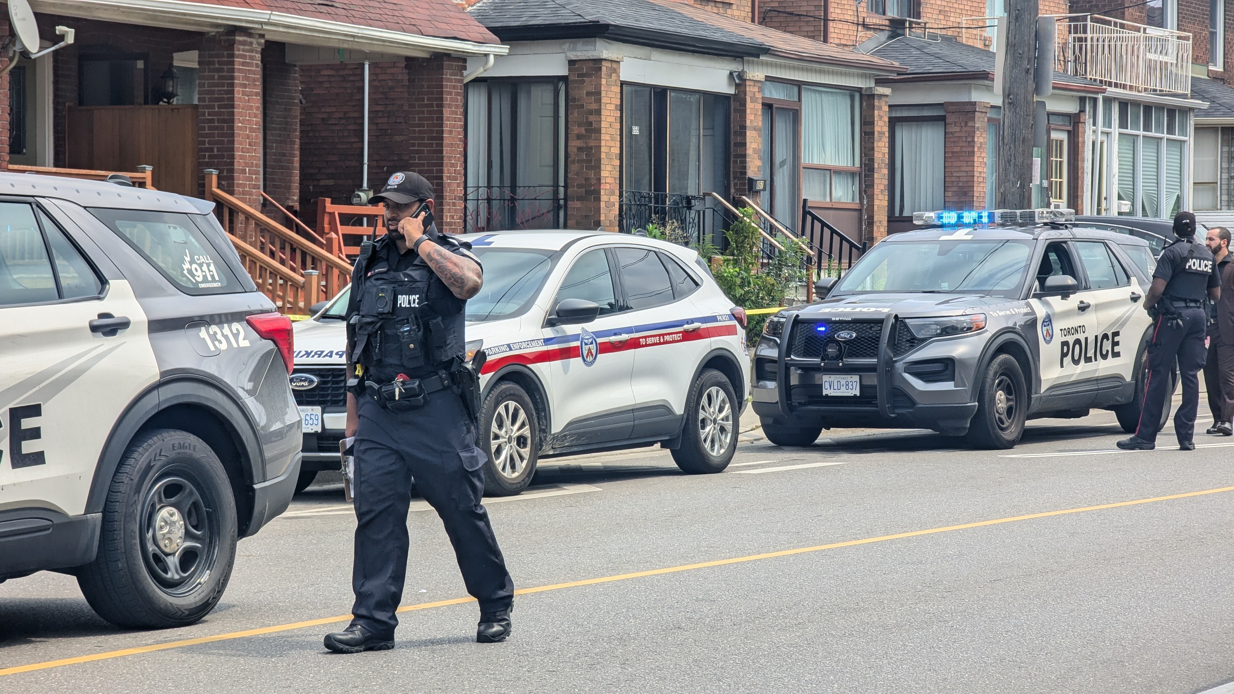 През март 2023 г служител на контрола по паркирането Карол