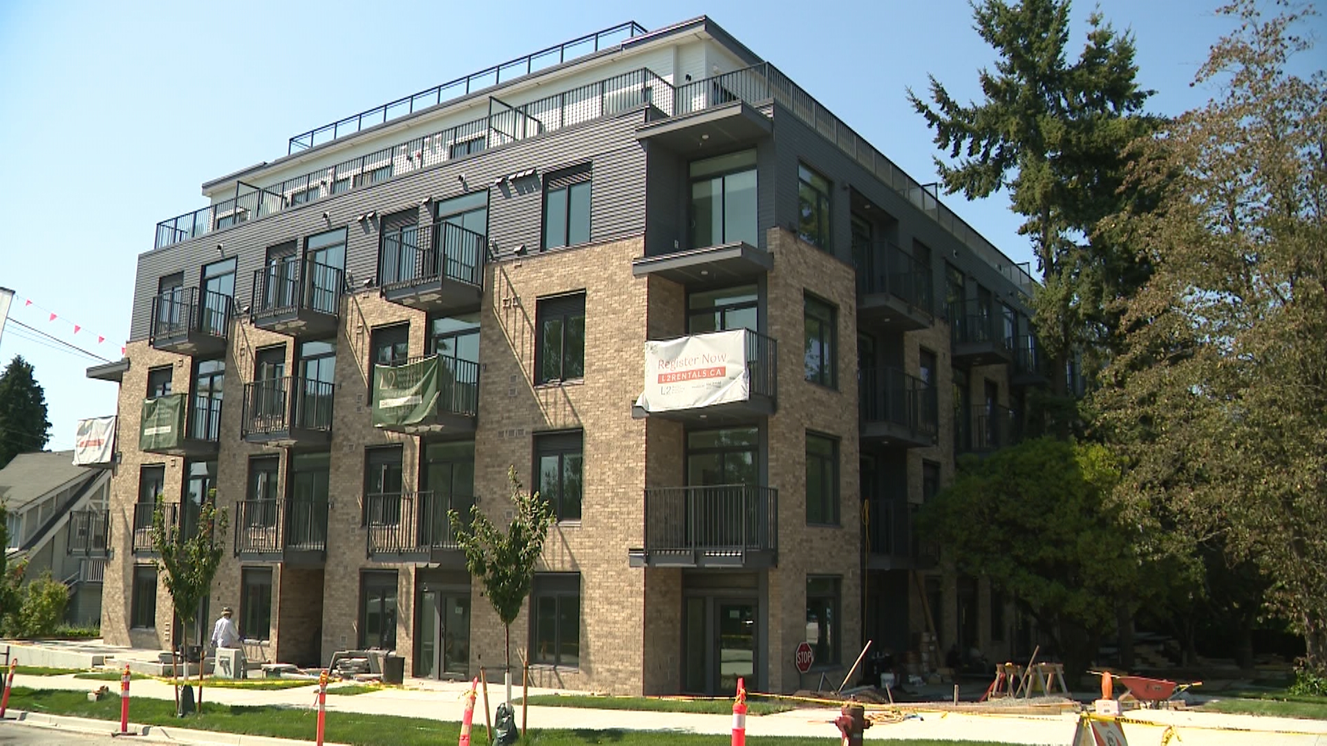 Единиците в нова сграда под наем в квартал Kitsilano във