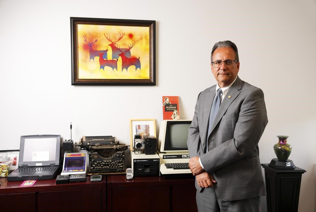 Когато учениците се завърнат в католическите училища в Отава тази