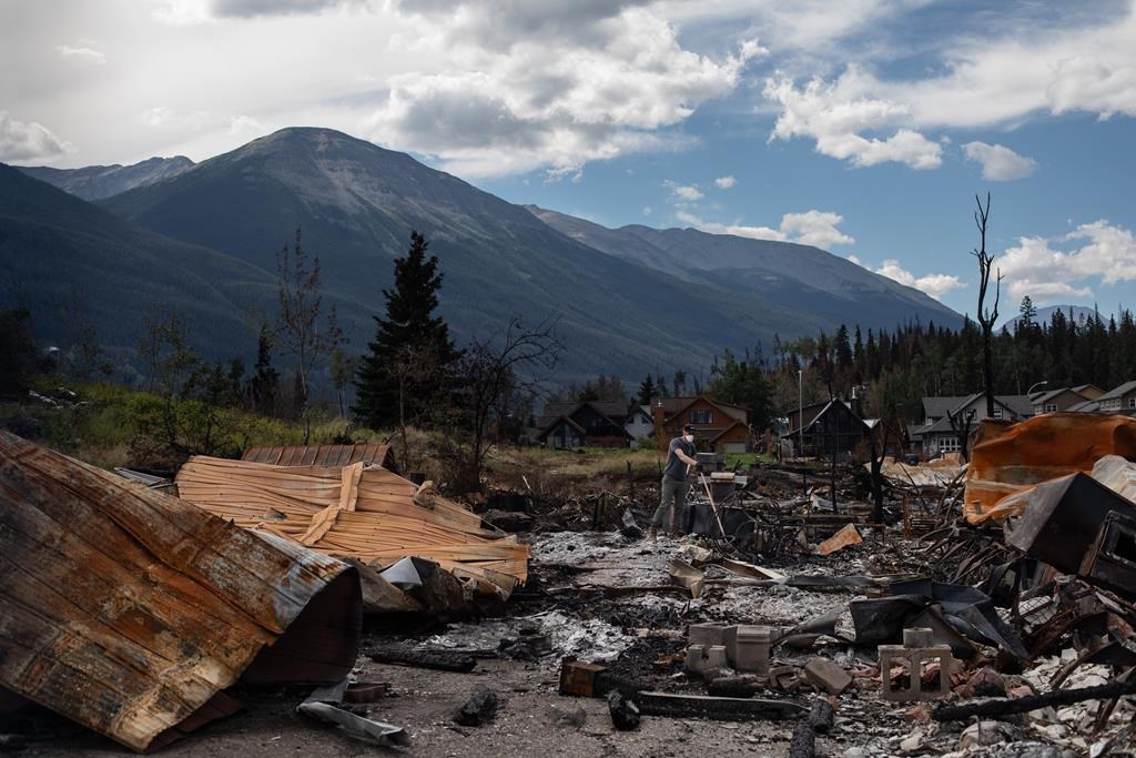 Jasper wildfire: Minister urges ‘need to do more’ during heated testimony