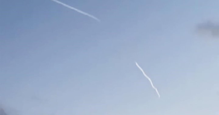 Hezbollah fires missile at Tel Aviv in further escalation of conflict