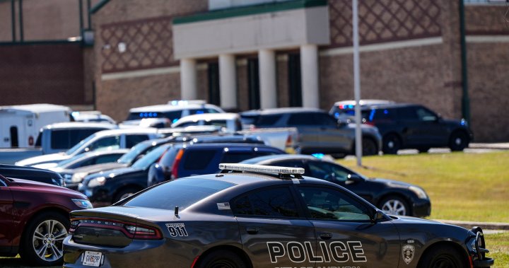 14 годишен ученик откри стрелба в гимназия в Джорджия и уби