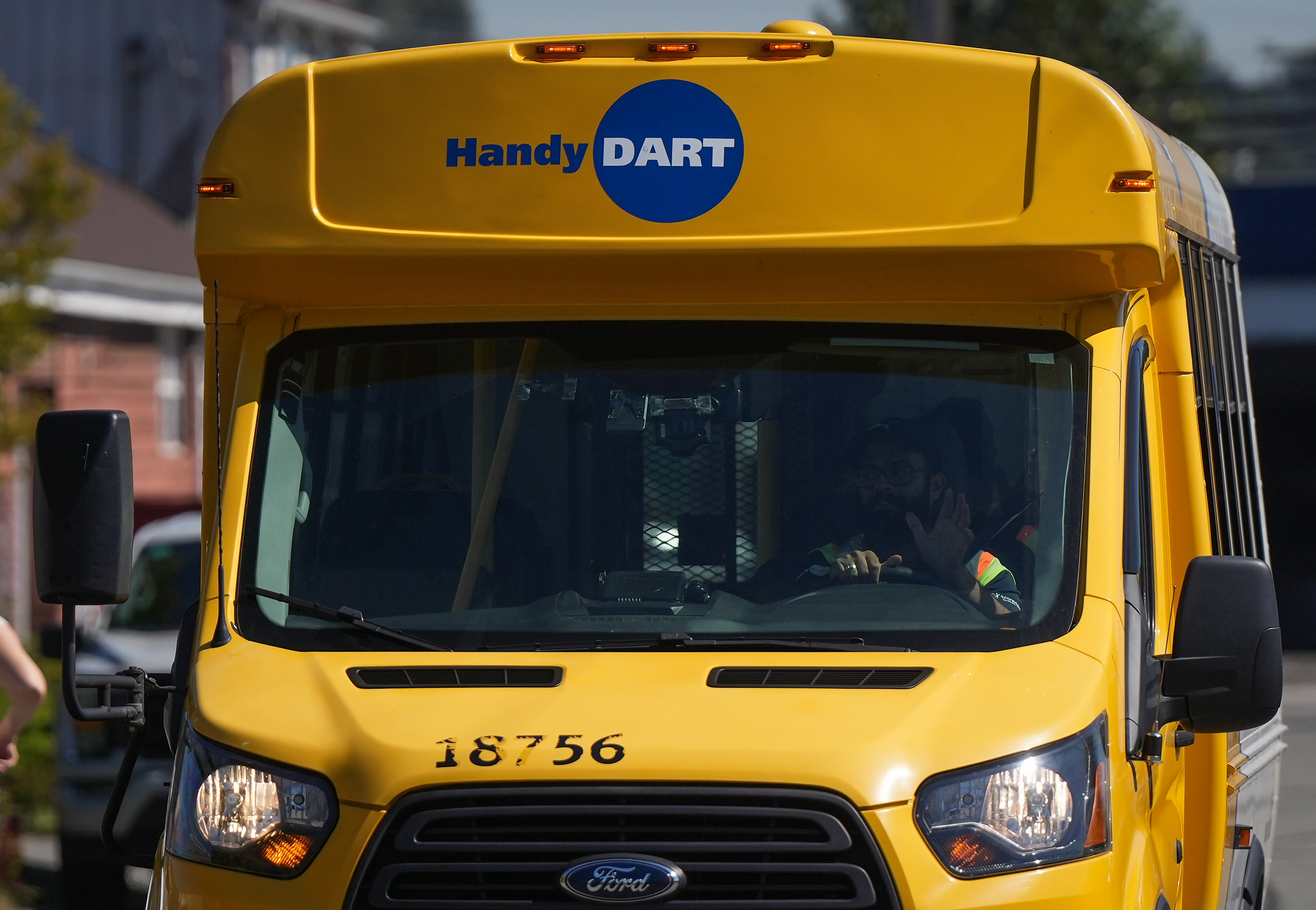 Съюзът представляващ шофьорите на Handydart изразява безсилие от закъсненията в